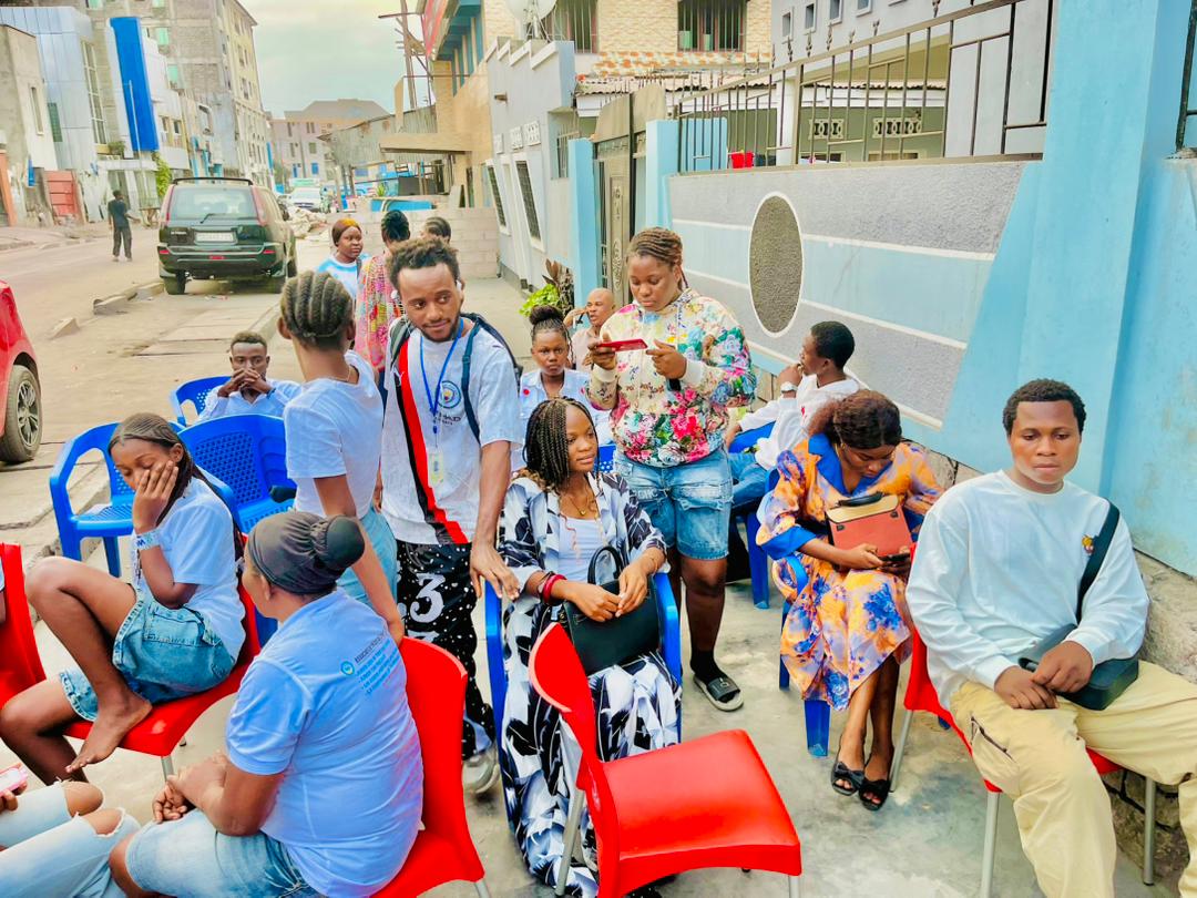 Descente de l’Association Secours Chrétien à Kasa-Vubu — réunion avec les jeunes, photo 20