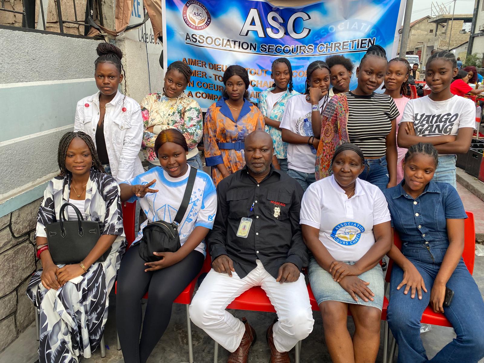 Descente de l’Association Secours Chrétien à Kasa-Vubu — réunion avec les jeunes, photo 4