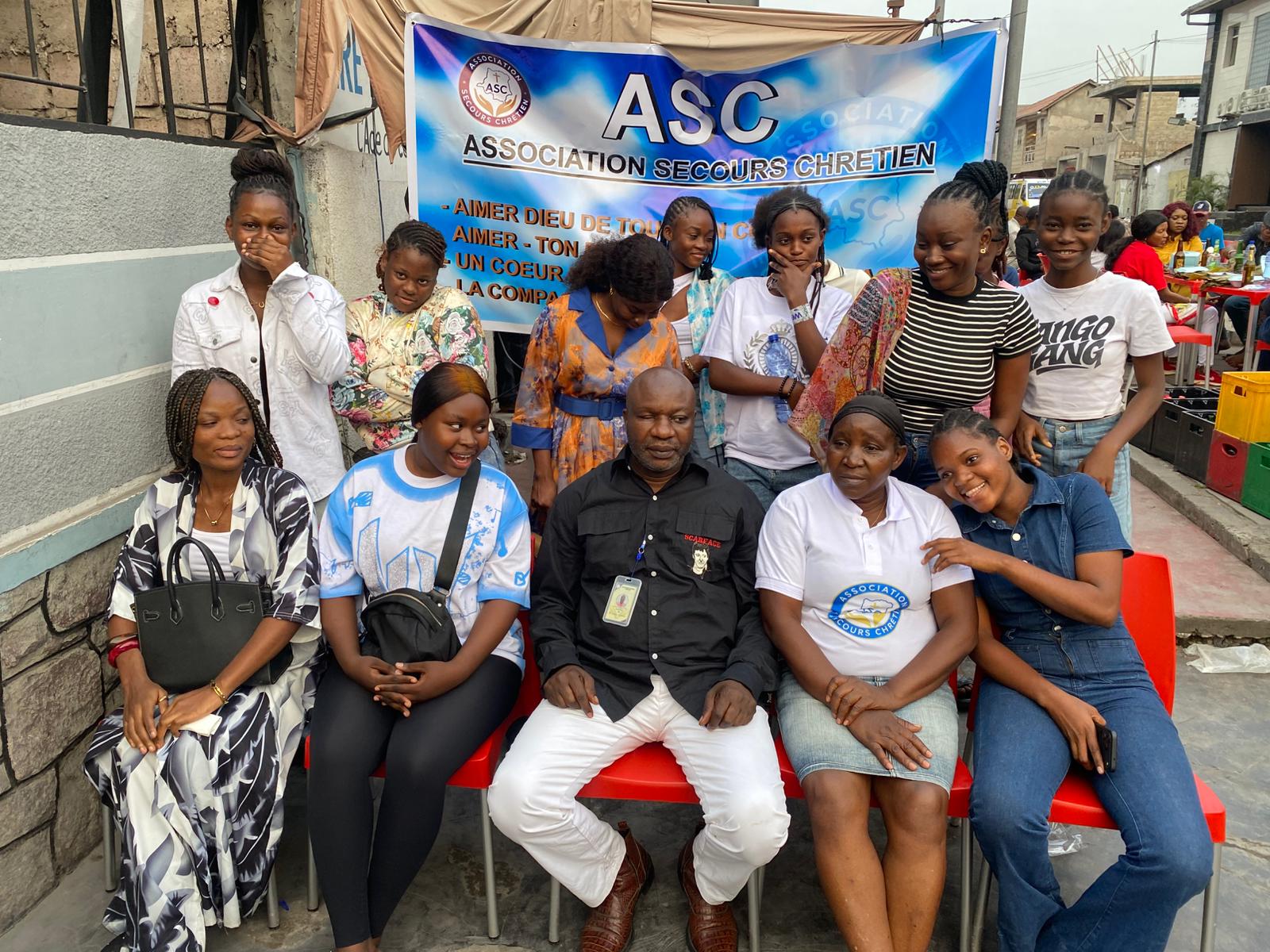 Descente de l’Association Secours Chrétien à Kasa-Vubu — réunion avec les jeunes, photo 1